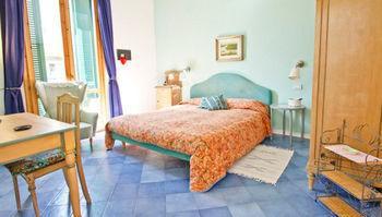 Casa Fornaciari Bed & Breakfast Viareggio Dış mekan fotoğraf